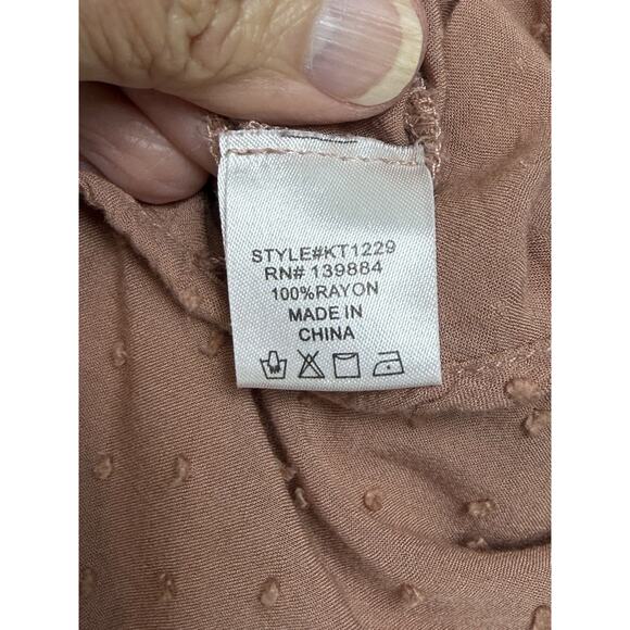 APEACH Women’s Top Blouse Sz Small Mauve Textured Lace Trim Long Sleeve Peasant - Picture 13 of 14